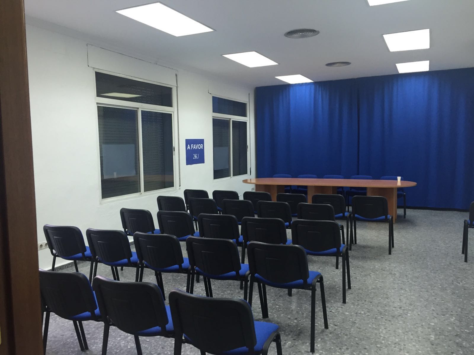 Sala de Juntas, donde se realizan cosas como: sesiones de formación, consultas a las bases, reuniones de Grupos y el seguimiento de las jornadas electorales.